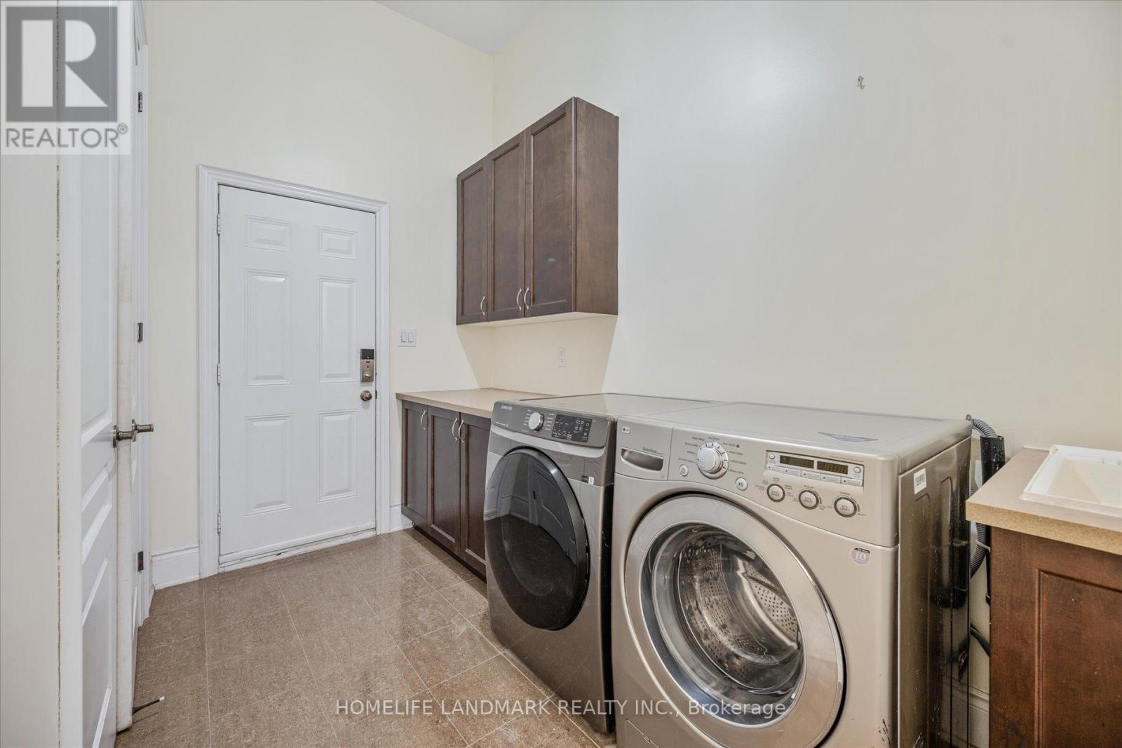 45 Carisbrooke Circle, Aurora (Bayview Southeast), Ontario  L4G 0K4 - Photo 44 - N12760446