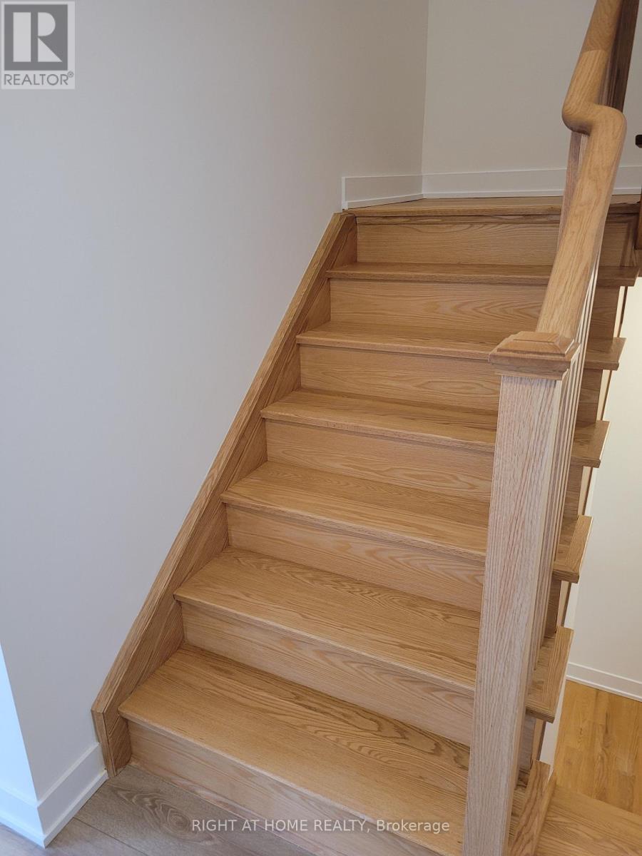 34 Silo Mews, Barrie, Ontario  L9J 0V3 - Photo 29 - S12760430