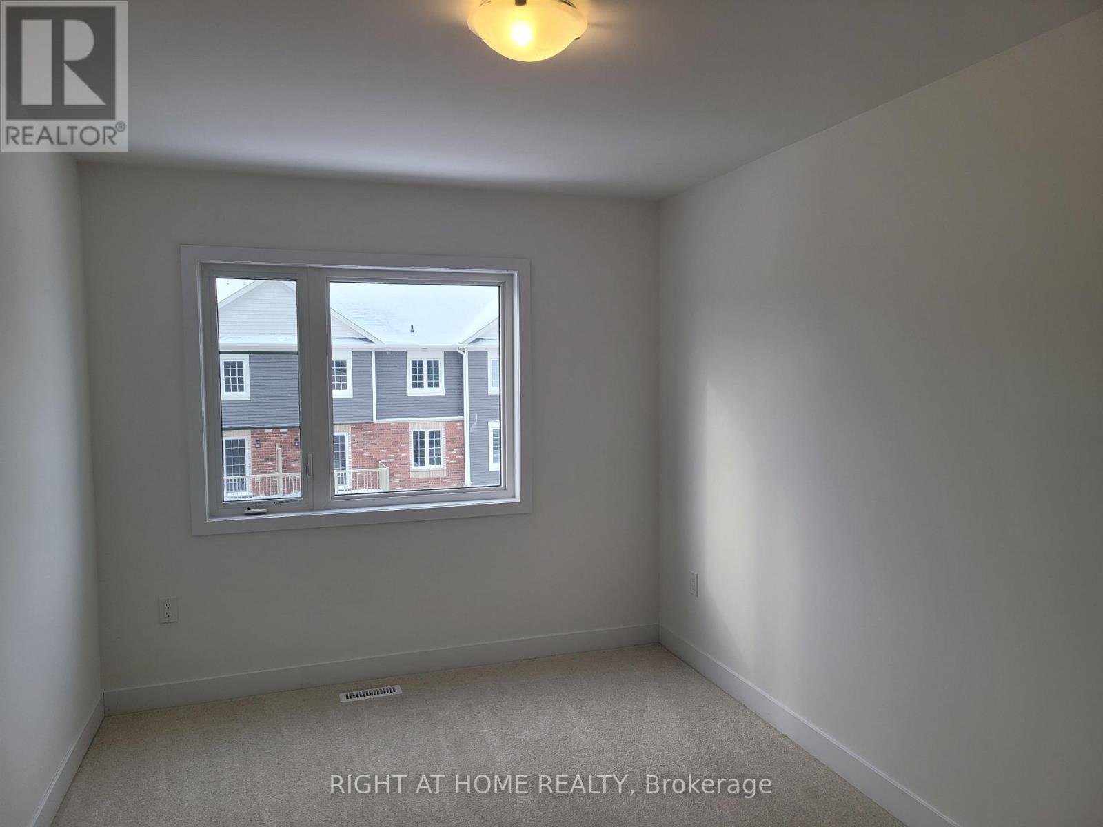 34 Silo Mews, Barrie, Ontario  L9J 0V3 - Photo 36 - S12760430