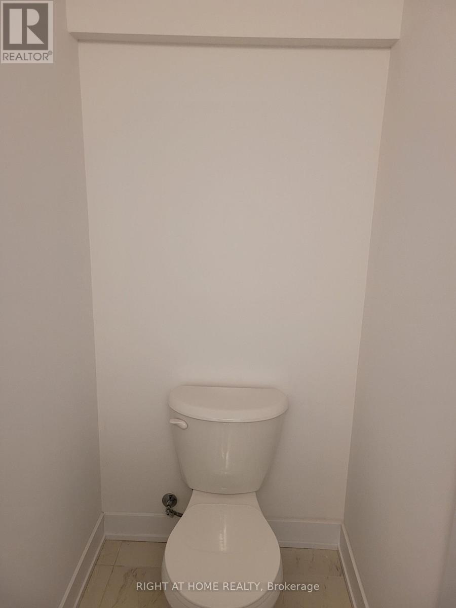 34 Silo Mews, Barrie, Ontario  L9J 0V3 - Photo 6 - S12760430