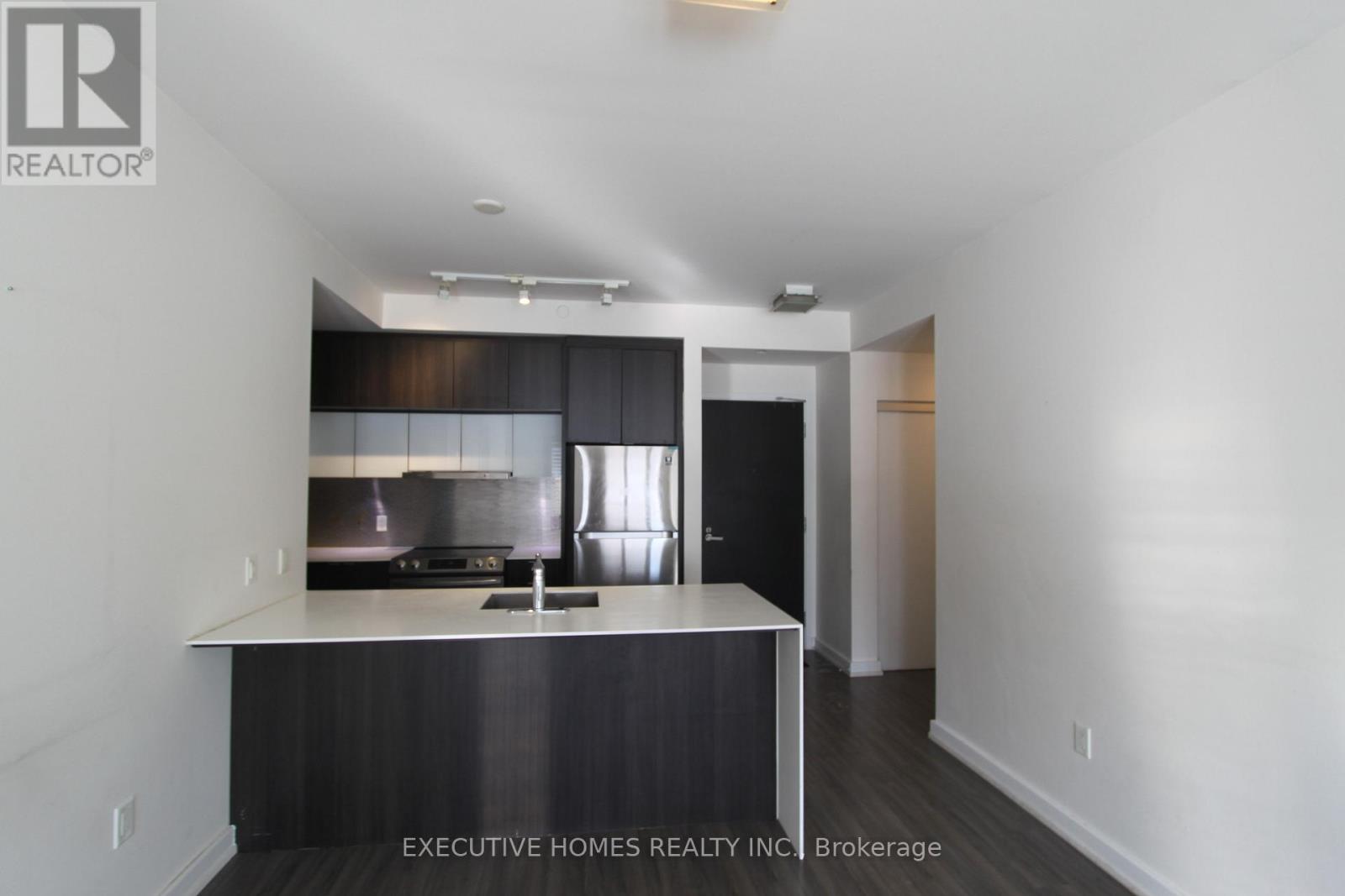 113 - 5035 Harvard Road, Mississauga, Ontario  L5M 0W7 - Photo 4 - W12760462