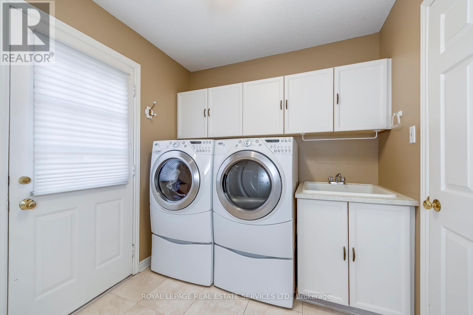 1149 Windrush Drive, Oakville (Ga Glen Abbey), Ontario  L6M 1S9 - Photo 19 - W12760498