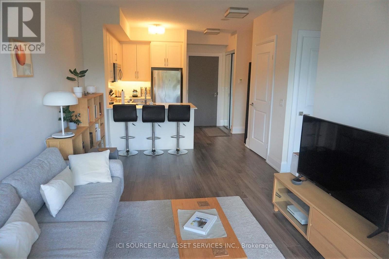 519 - 1 Old Mill Drive, Toronto (High Park-Swansea), Ontario  M6S 0A1 - Photo 19 - W12760514