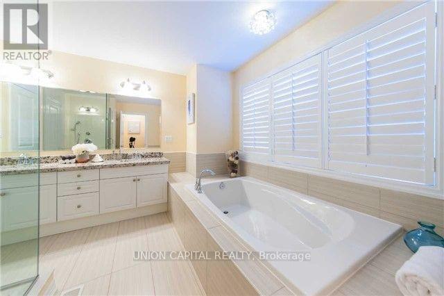 285 Sixteen Mile Drive, Oakville, Ontario  L6M 0V8 - Photo 13 - W12760516