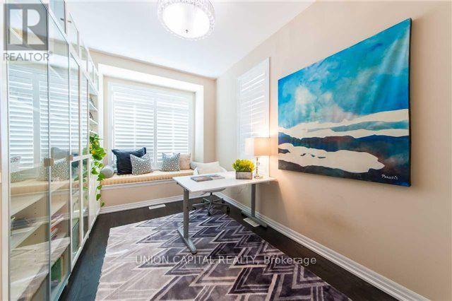 285 Sixteen Mile Drive, Oakville, Ontario  L6M 0V8 - Photo 3 - W12760516