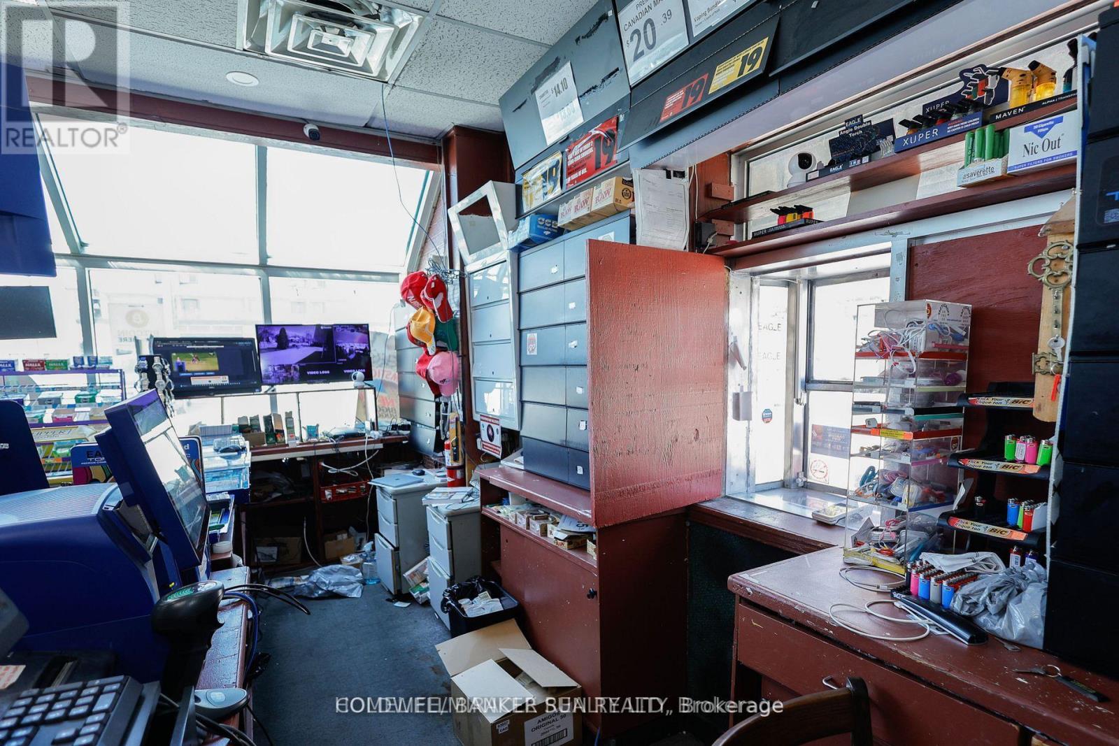 Unit # 2 - 780 Dundas Street, Woodstock (Woodstock - South), Ontario  N4S 1E9 - Photo 10 - X12760432