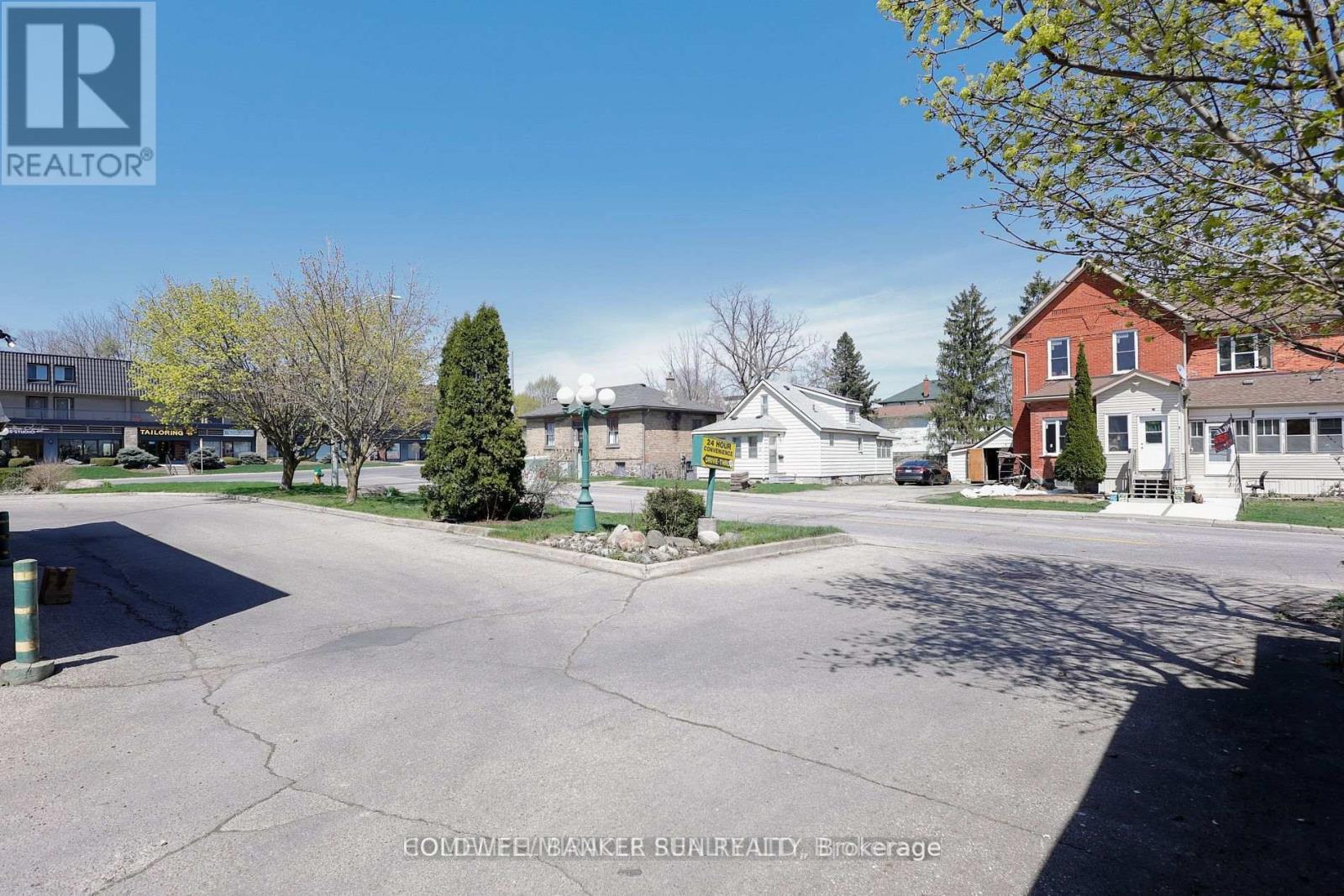 Unit # 2 - 780 Dundas Street, Woodstock (Woodstock - South), Ontario  N4S 1E9 - Photo 32 - X12760432