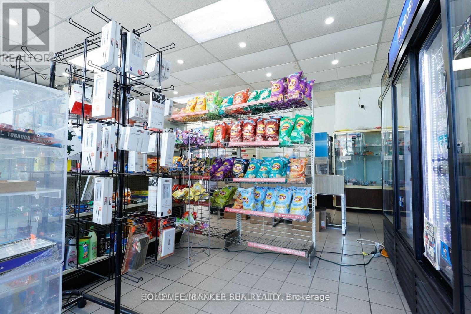 Unit # 2 - 780 Dundas Street, Woodstock (Woodstock - South), Ontario  N4S 1E9 - Photo 8 - X12760432