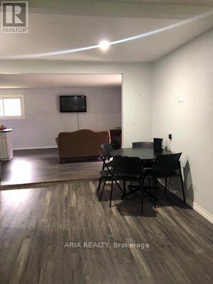 365 Dale Crescent, Waterloo, Ontario  N2J 3Y6 - Photo 3 - X12760460