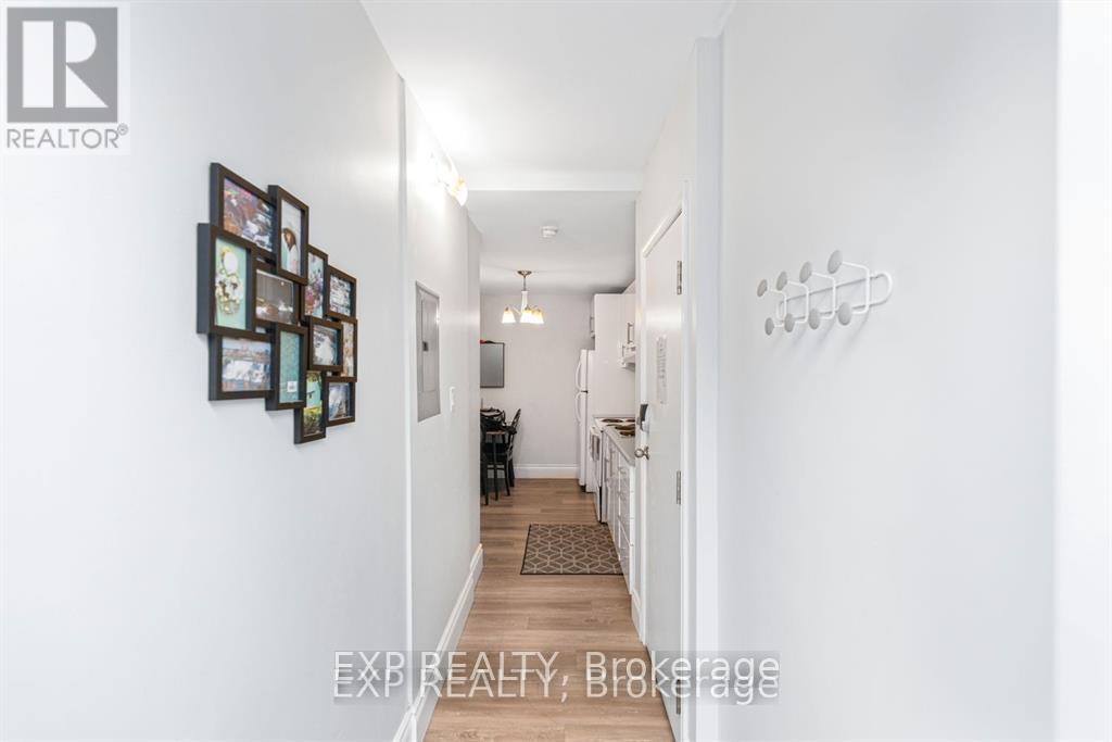 2 - 5858 Ferry Street, Niagara Falls (Dorchester), Ontario  L2G 1S9 - Photo 9 - X12760500