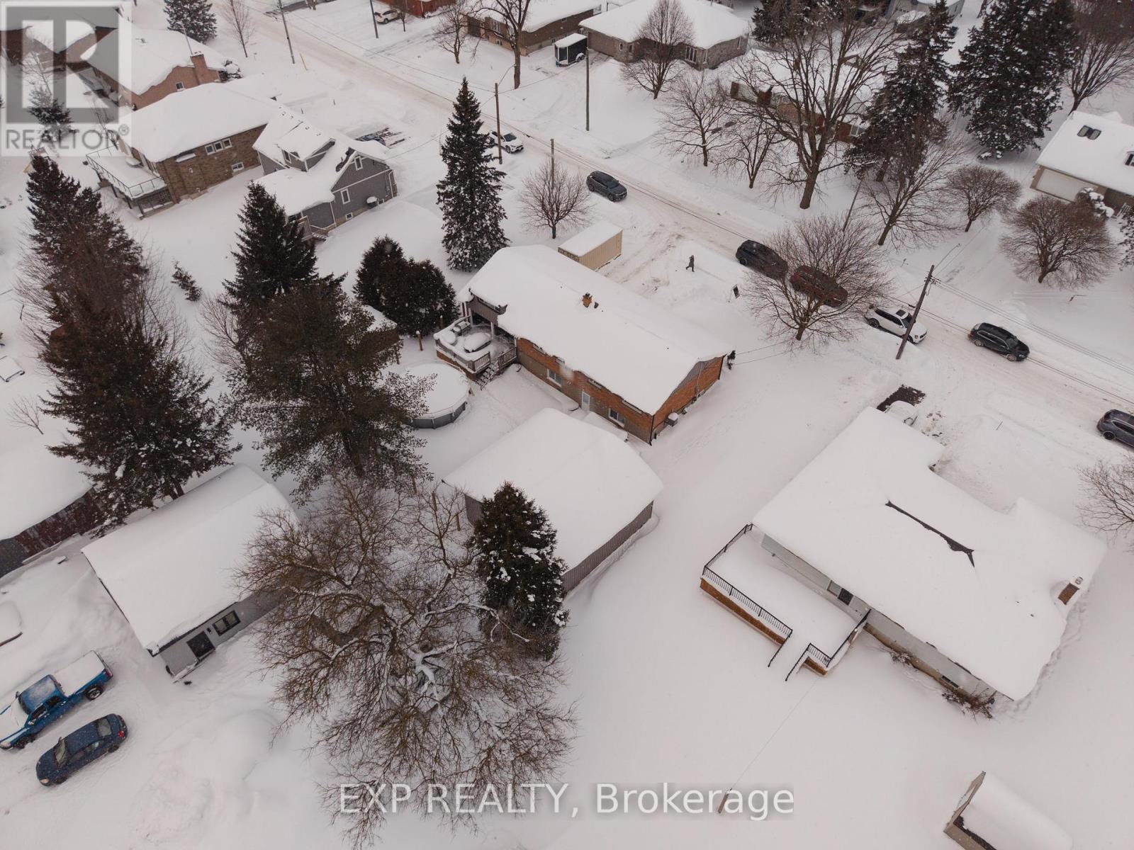 1080 Henry Street, Wellesley, Ontario  N0B 2T0 - Photo 28 - X12760510