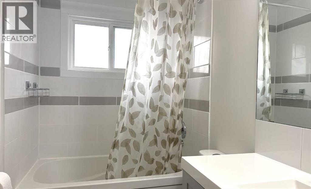 3229 19 Avenue Se, Calgary, Alberta  T2B 0A4 - Photo 8 - A2283817