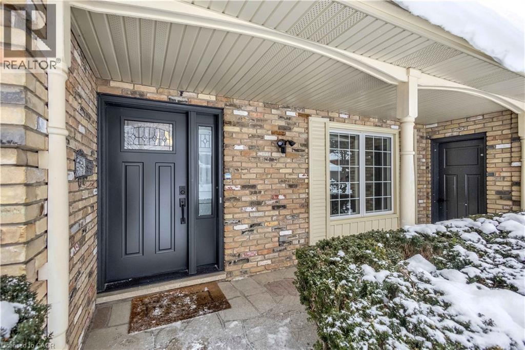 148 Marigold Court, Ancaster, Ontario  L9G 3M3 - Photo 3 - 40802381