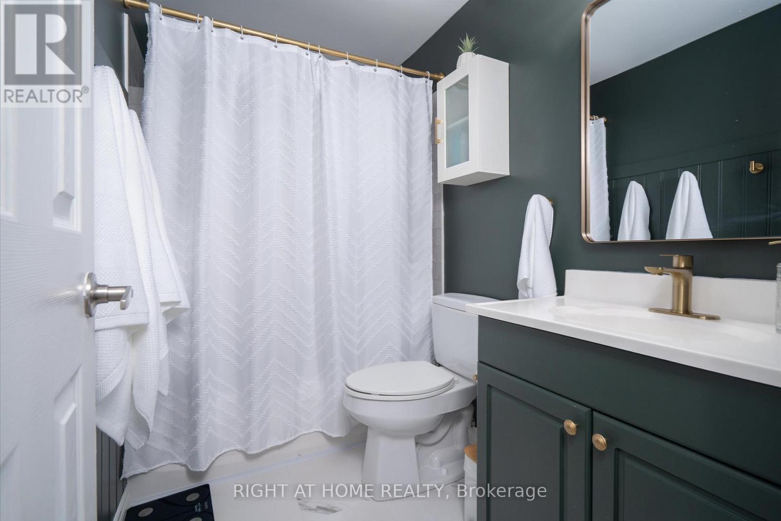 141 Glovers Road, Oshawa, Ontario  L1G 3Y1 - Photo 14 - E12760542