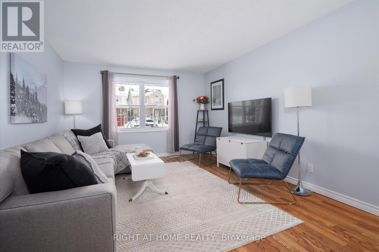 141 Glovers Road, Oshawa, Ontario  L1G 3Y1 - Photo 4 - E12760542