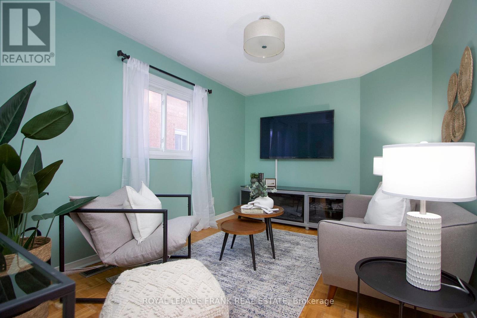 7 Winterberry Drive, Whitby, Ontario  L1R 1Z2 - Photo 10 - E12760554