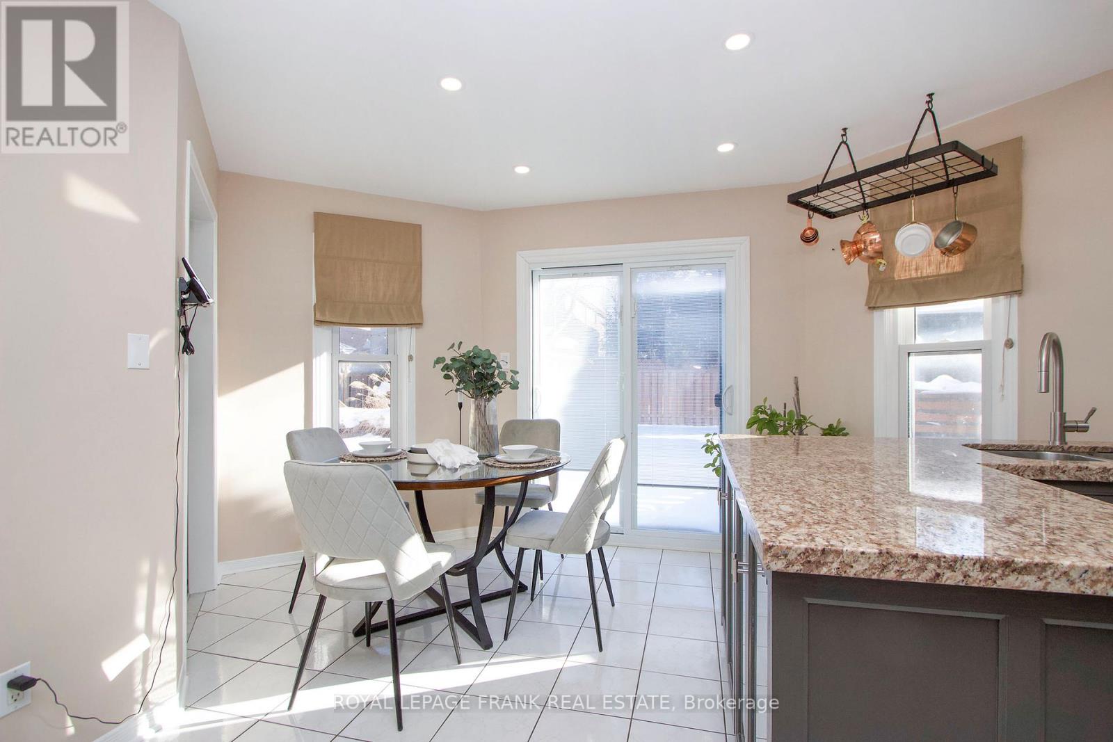 7 Winterberry Drive, Whitby, Ontario  L1R 1Z2 - Photo 16 - E12760554