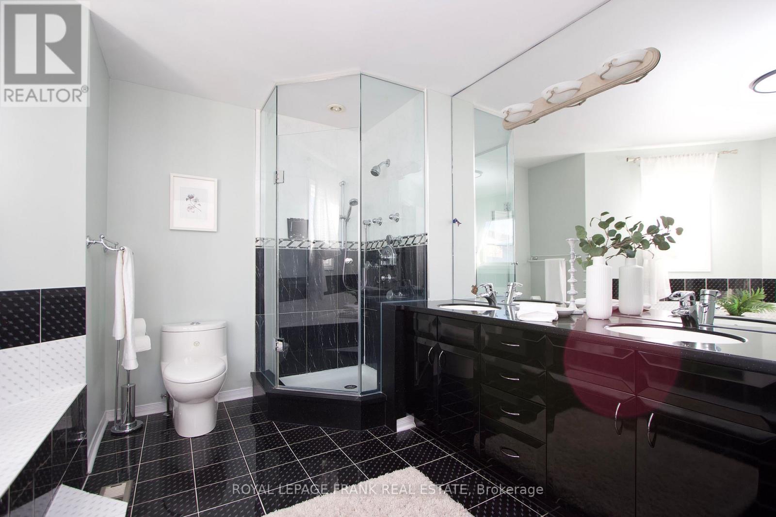 7 Winterberry Drive, Whitby, Ontario  L1R 1Z2 - Photo 24 - E12760554