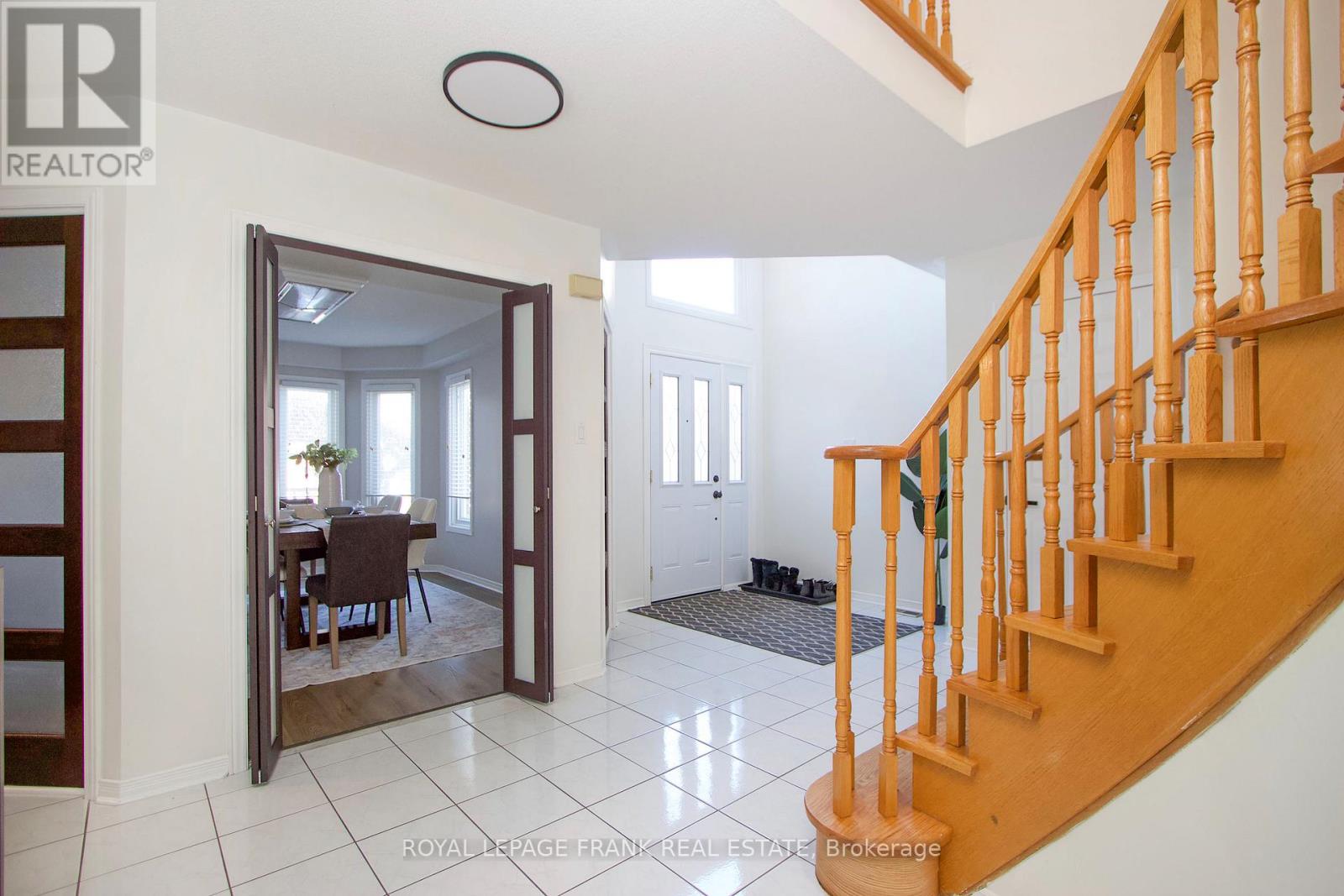 7 Winterberry Drive, Whitby, Ontario  L1R 1Z2 - Photo 6 - E12760554