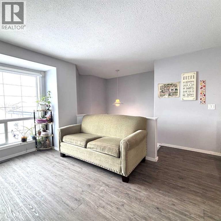 9213 115 Avenue, Grande Prairie, Alberta  T8V 7E8 - Photo 6 - A2282670