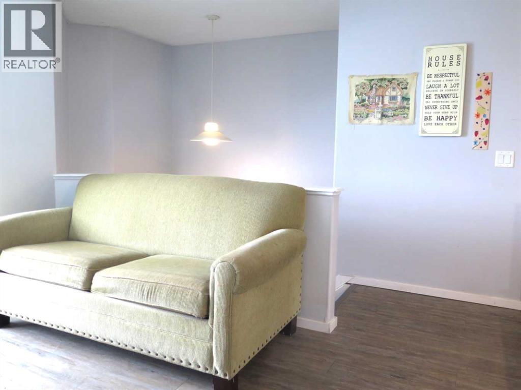 9213 115 Avenue, Grande Prairie, Alberta  T8V 7E8 - Photo 7 - A2282670