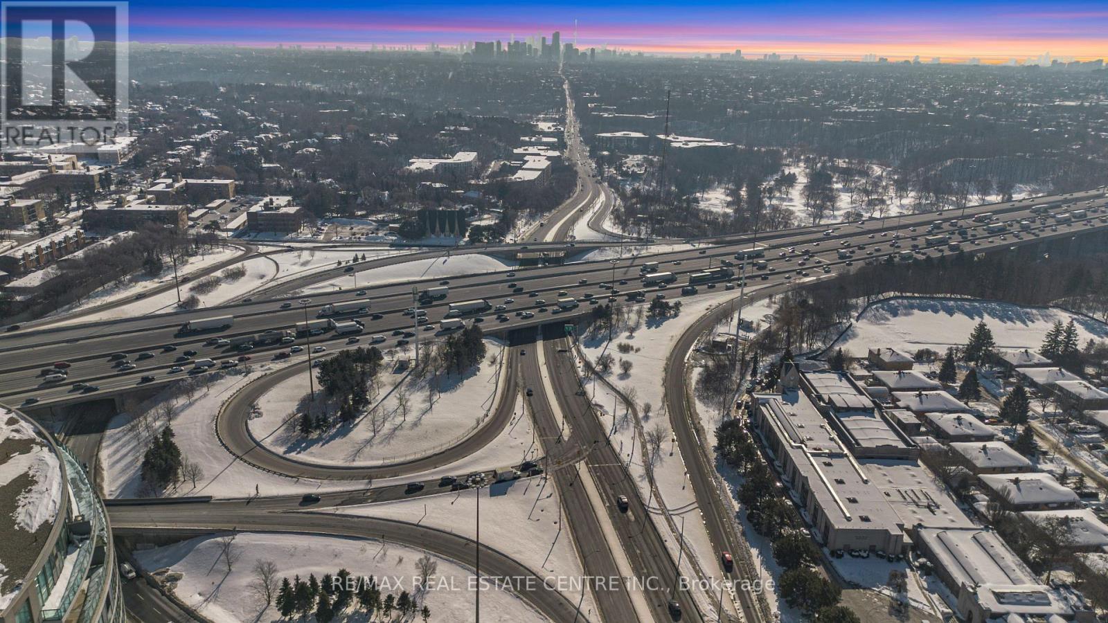 1605 - 30 Harrison Garden Boulevard, Toronto (Willowdale East), Ontario  M2N 7A9 - Photo 36 - C12760540