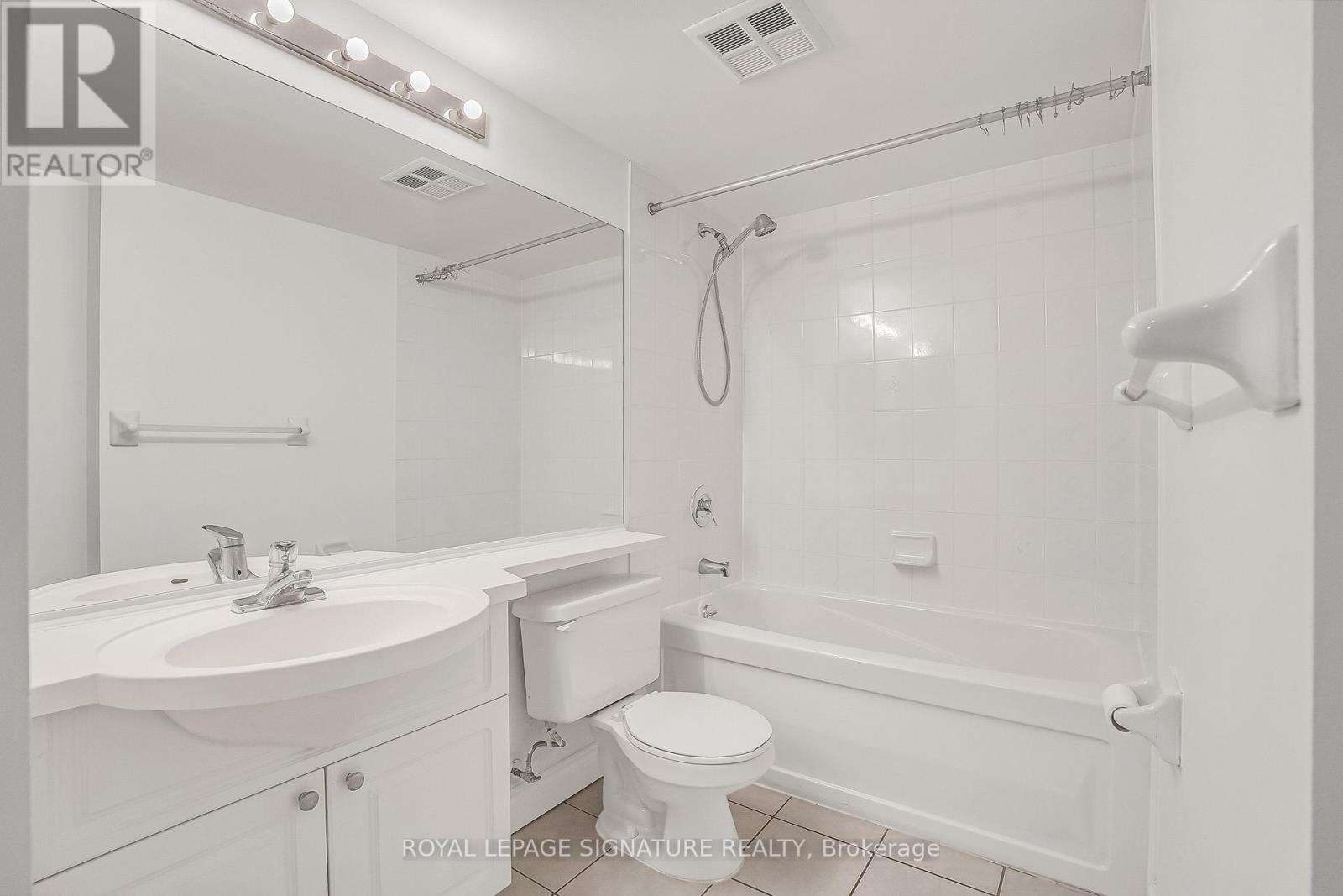 802 - 188 Doris Avenue, Toronto (Willowdale East), Ontario  M2N 6Z5 - Photo 14 - C12760568