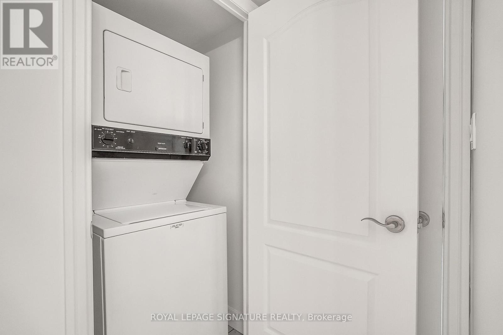 802 - 188 Doris Avenue, Toronto (Willowdale East), Ontario  M2N 6Z5 - Photo 15 - C12760568