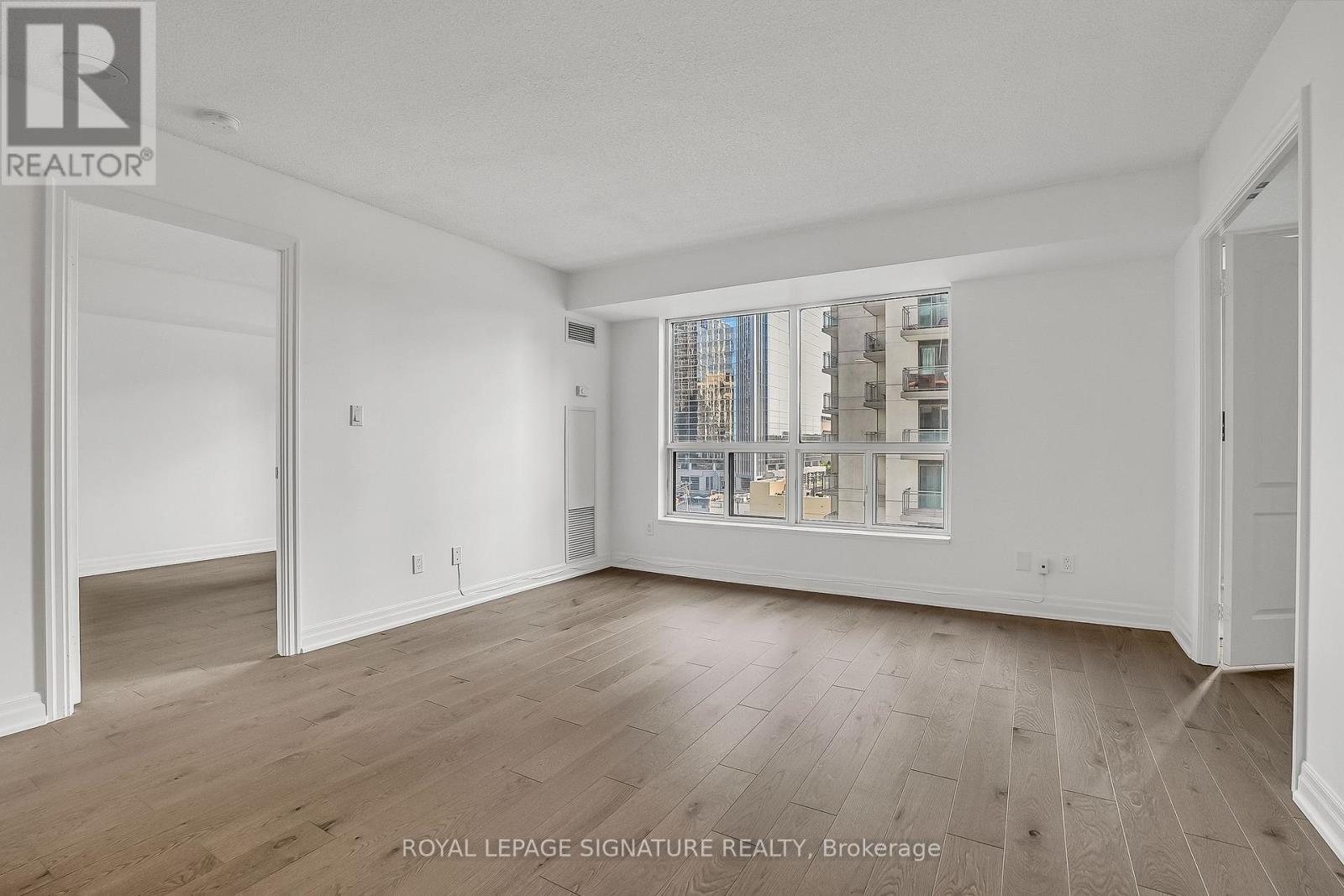 802 - 188 Doris Avenue, Toronto (Willowdale East), Ontario  M2N 6Z5 - Photo 6 - C12760568