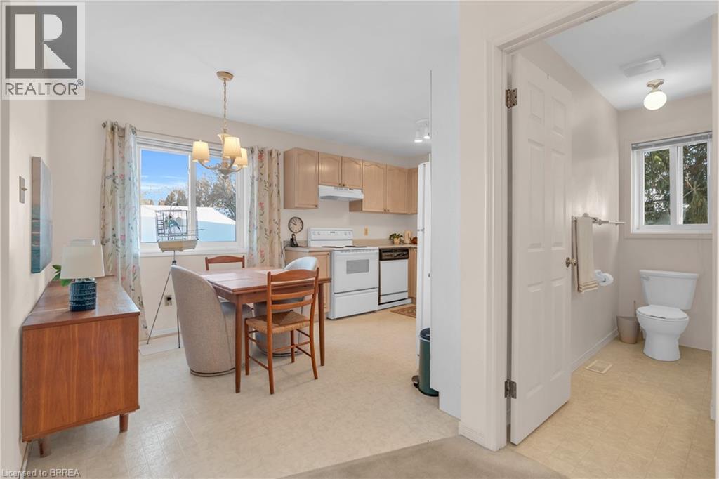 50 South Drive, Kitchener, Ontario  N2M 4B5 - Photo 7 - 40800098