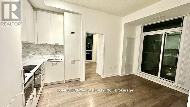 512 - 38 Honeycrisp Crescent N, Vaughan (Vaughan Corporate Centre), Ontario  L4K 0M8 - Photo 10 - N12760556