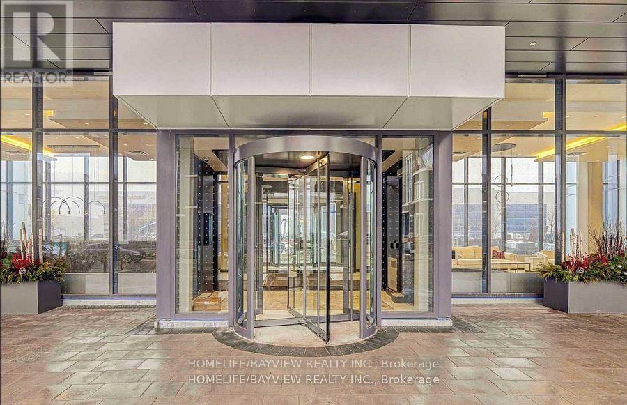 512 - 38 Honeycrisp Crescent N, Vaughan (Vaughan Corporate Centre), Ontario  L4K 0M8 - Photo 3 - N12760556