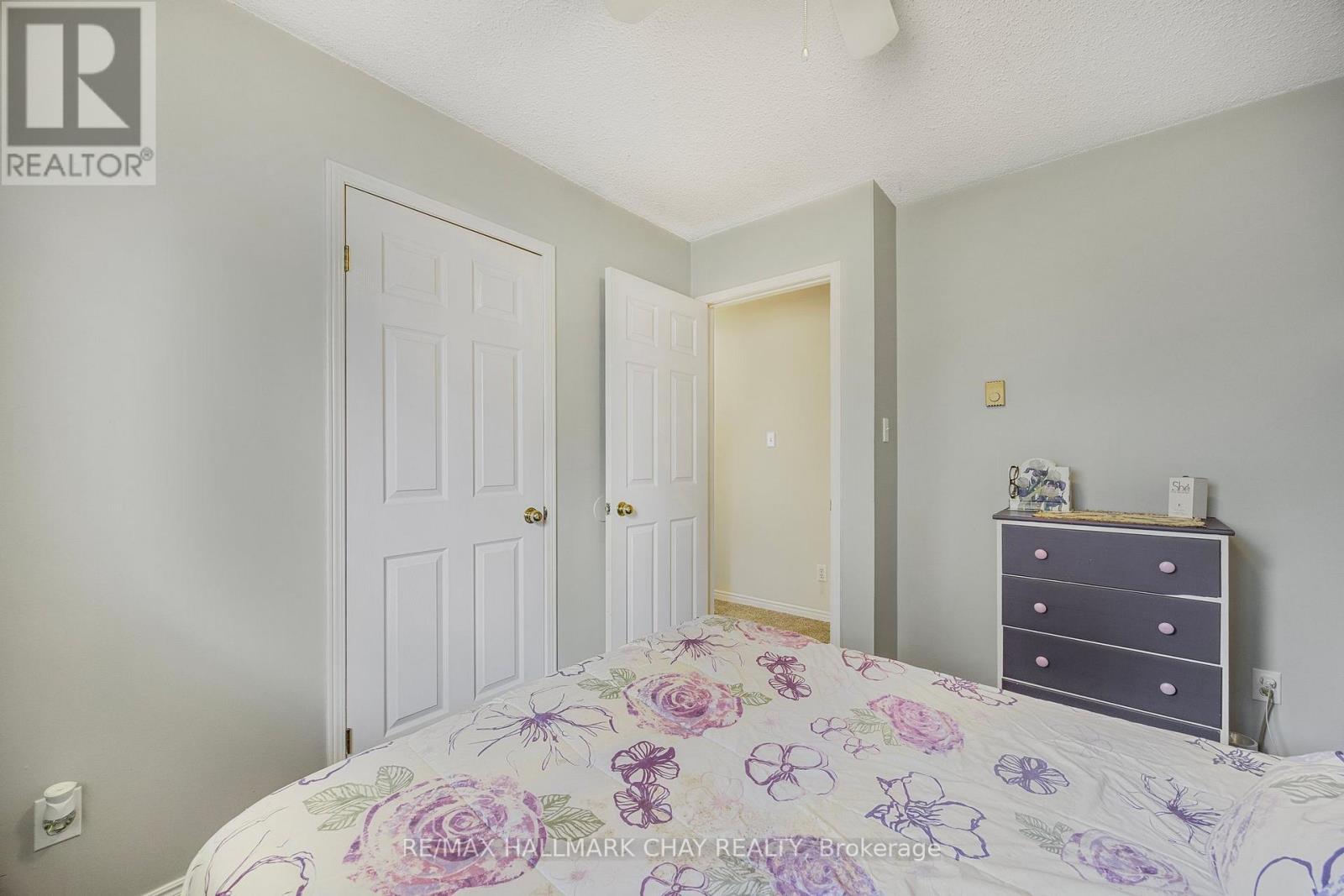 771 Roberts Road, Innisfil, Ontario  L9S 2E4 - Photo 11 - N12760562