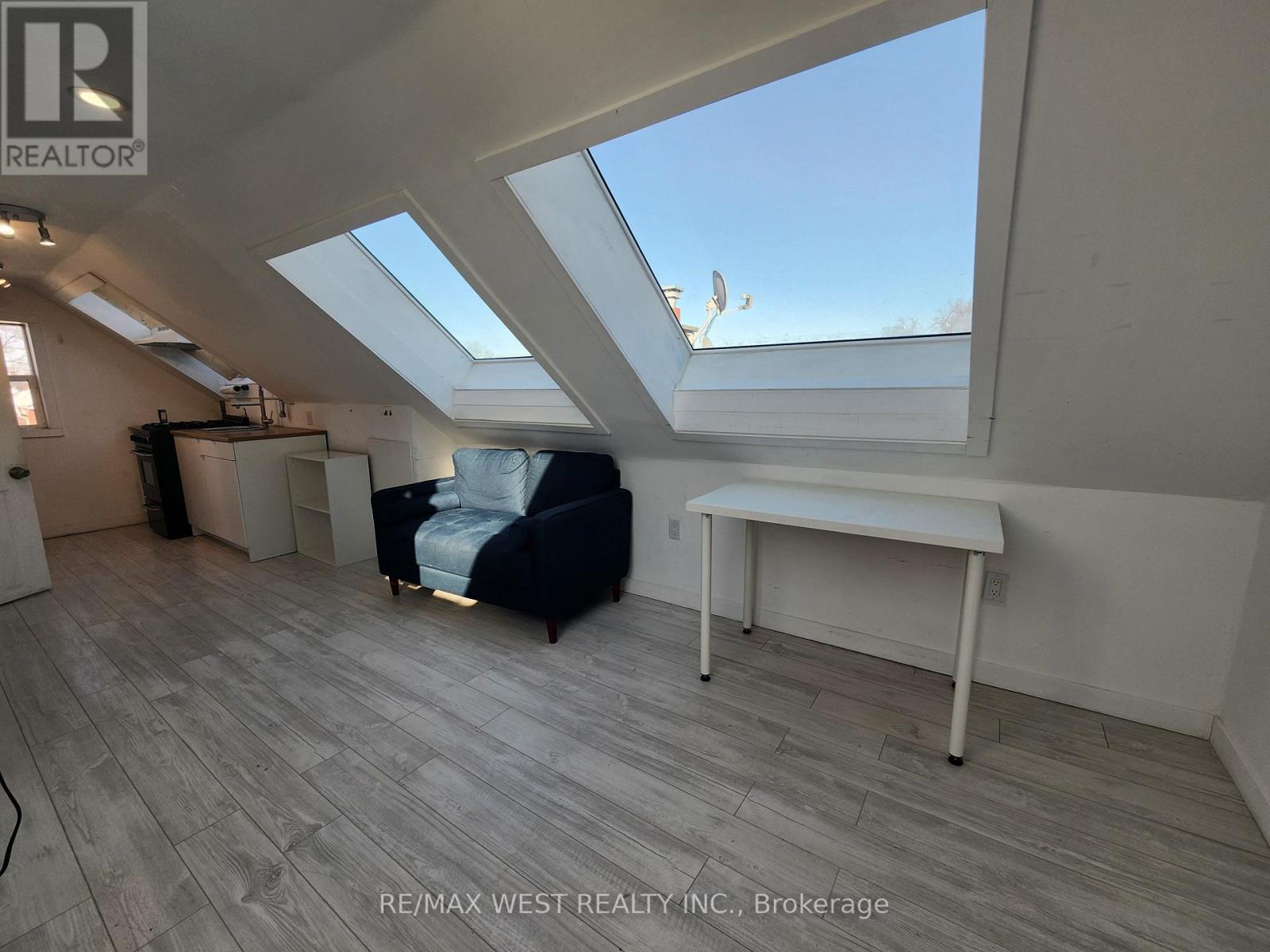 3 - 32 Pritchard Avenue, Toronto, Ontario  M6N 1T3 - Photo 2 - W12754202