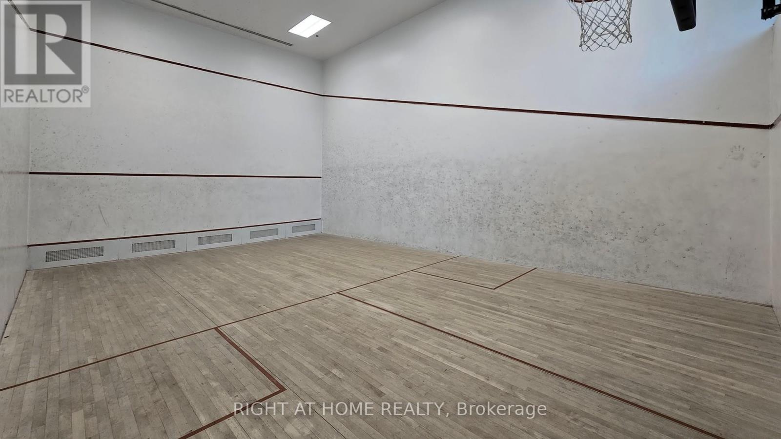 2206 - 22 Hanover Road, Brampton (Queen Street Corridor), Ontario  L6S 5K7 - Photo 39 - W12760578