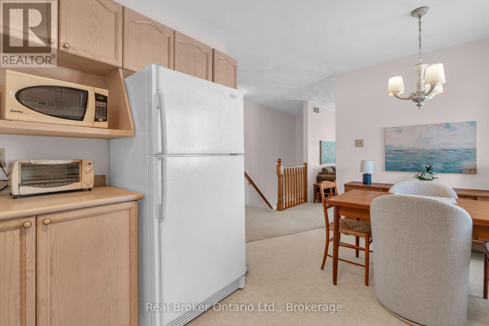 50 South Drive, Kitchener, Ontario  N2M 4B5 - Photo 12 - X12760620