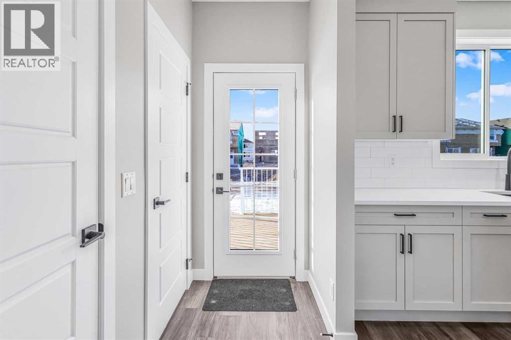 423 Hotchkiss Manor, Calgary, Alberta  T3S 0N3 - Photo 17 - A2283550