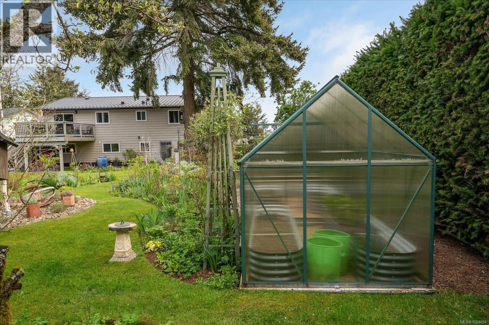 6891 Harwood Dr, Lantzville, British Columbia  V0R 2H0 - Photo 53 - 1024654