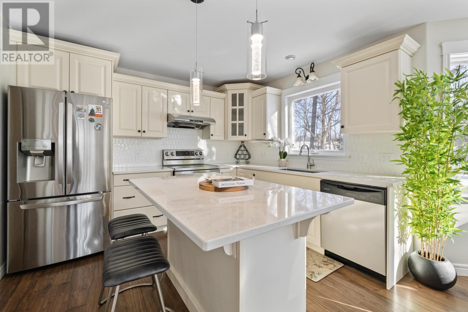 53 Parkway Drive, West Royalty, Prince Edward Island  C1A 2J9 - Photo 13 - 202601853