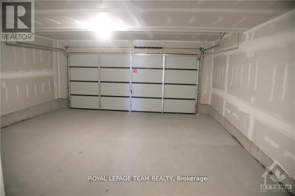 110 Kyanite Lane, Ottawa, Ontario  K2J 7B5 - Photo 20 - X12760594