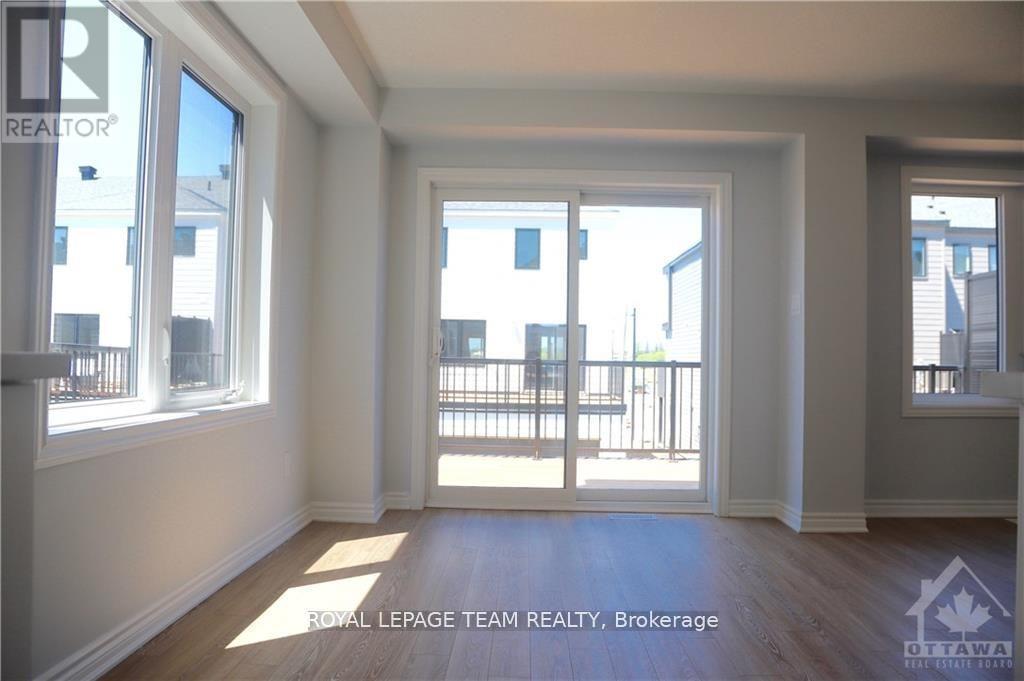 110 Kyanite Lane, Ottawa, Ontario  K2J 7B5 - Photo 9 - X12760594