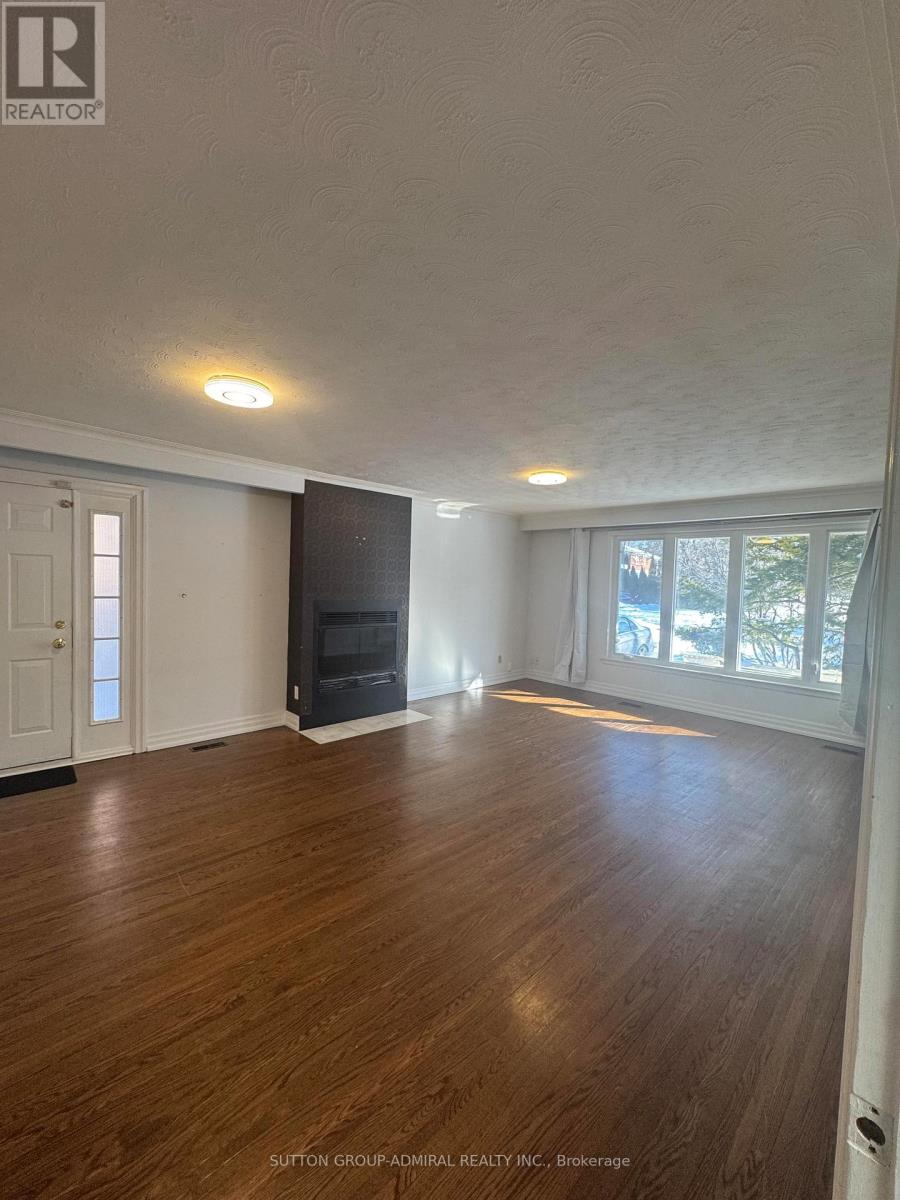 Main Flr - 12 Caines Avenue, Toronto, Ontario  M2M 1G2 - Photo 4 - C12637364