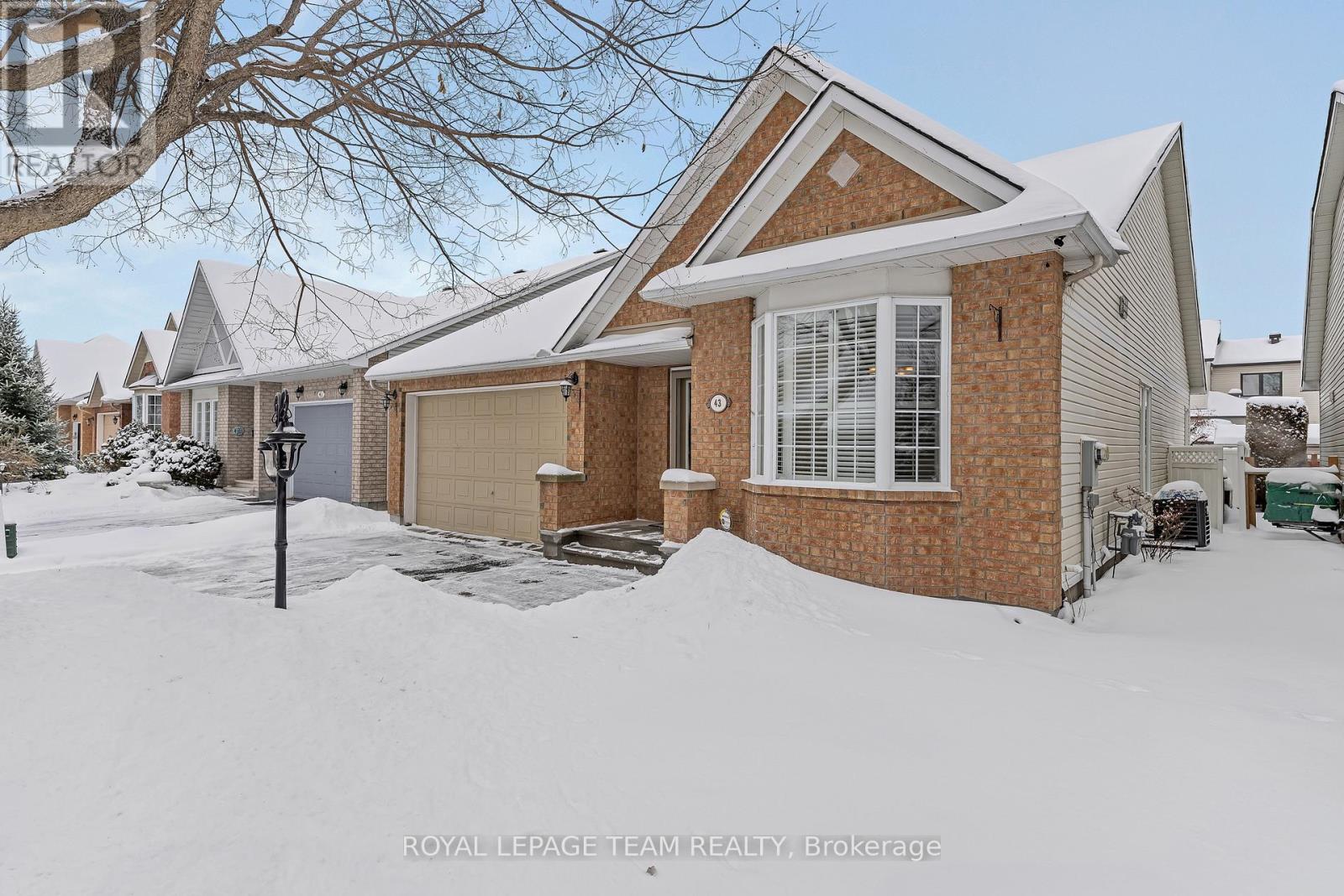 43 Settler's Ridge Way, Ottawa, Ontario  K2J 4V2 - Photo 2 - X12678424