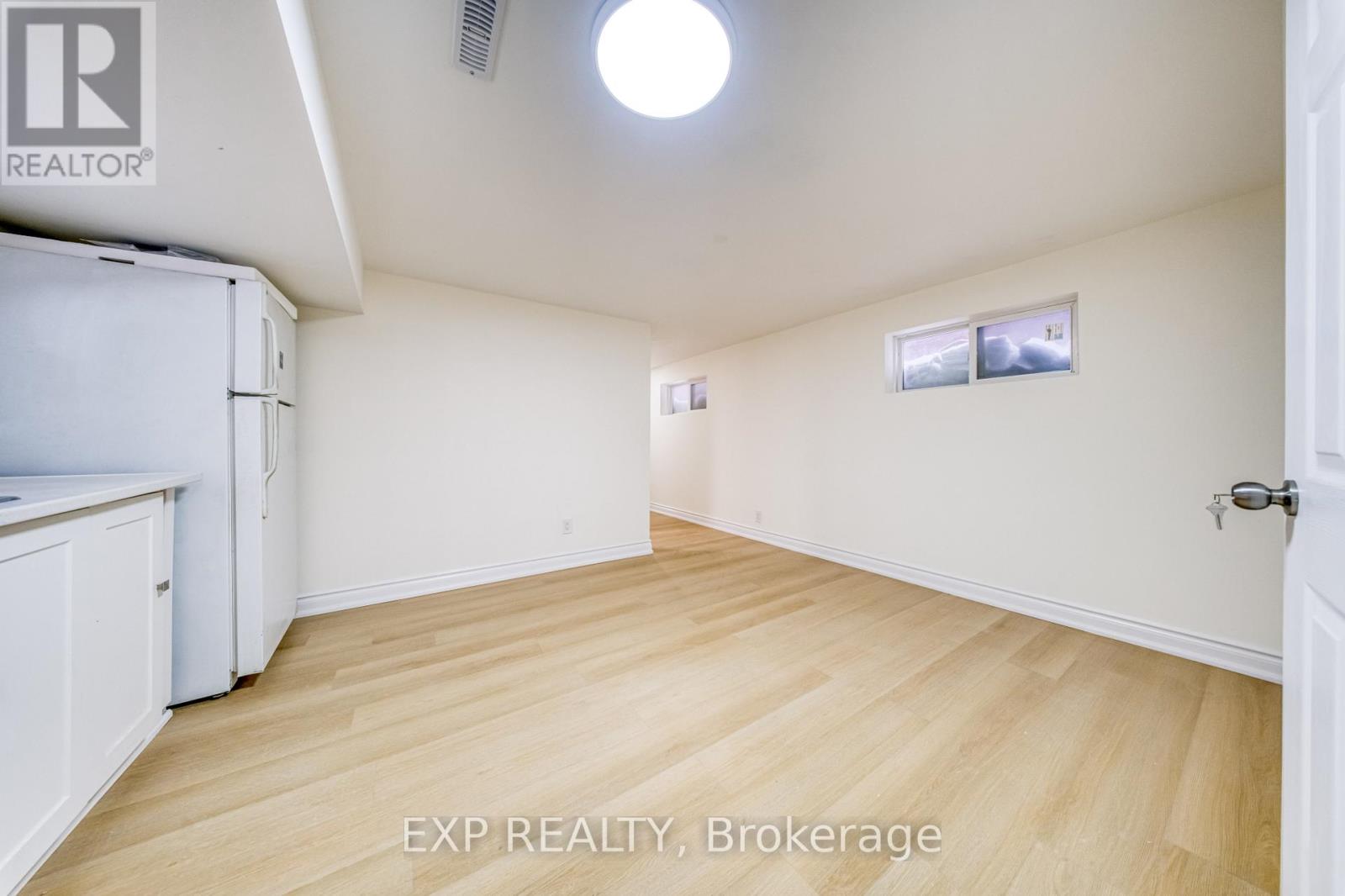 Lower - 82a Birchmount Rd Road W, Toronto (Birchcliffe-Cliffside), Ontario  M1N 3J6 - Photo 5 - E12760608