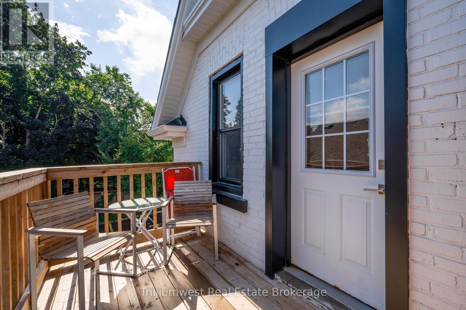 161 Victoria Street S, Kitchener, Ontario  N2G 2B7 - Photo 12 - X12526198