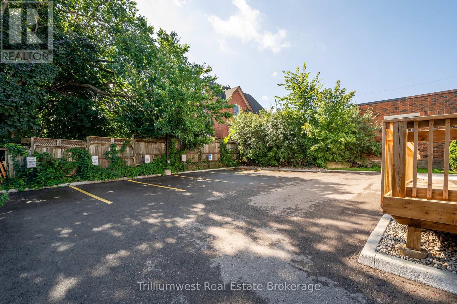 161 Victoria Street S, Kitchener, Ontario  N2G 2B7 - Photo 22 - X12526198