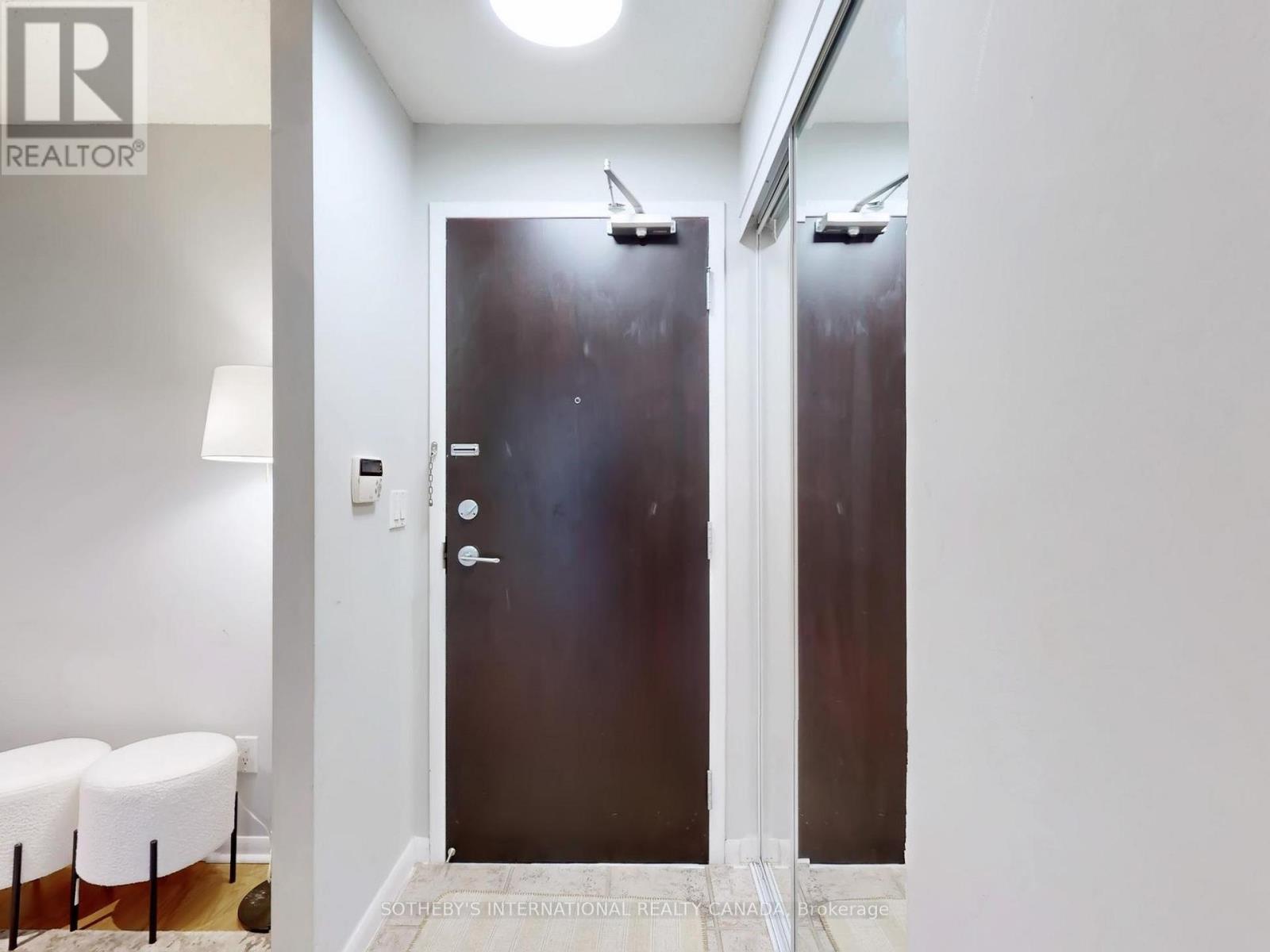 537 - 231 Fort York Boulevard, Toronto, Ontario  M5V 1B2 - Photo 10 - C12729612