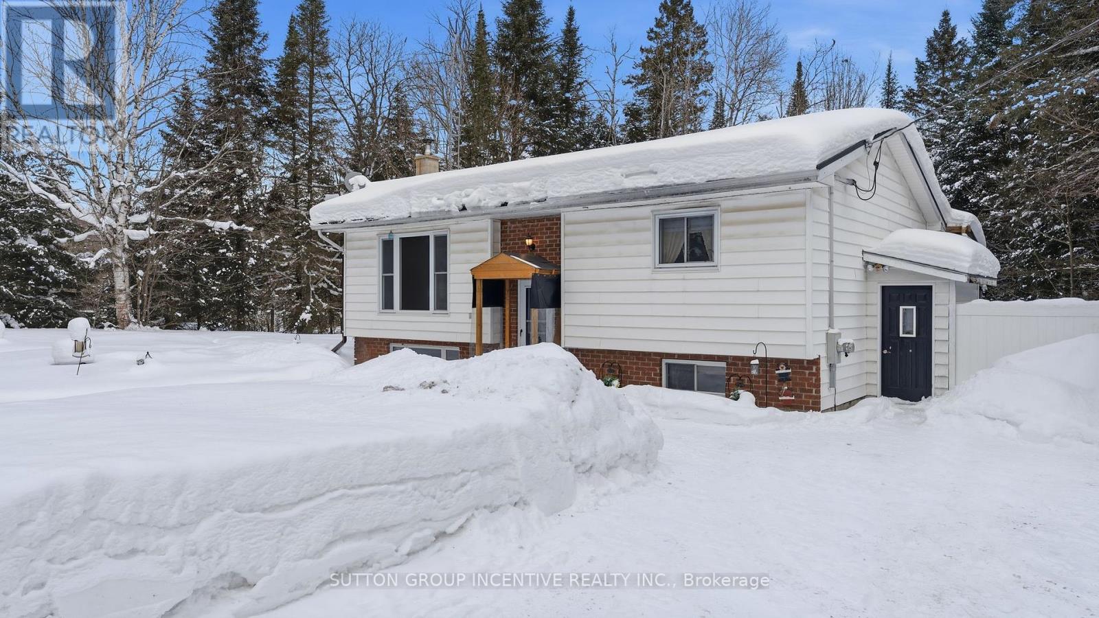 1204 Bacon Road, Minden Hills (Snowdon), Ontario  K0M 2K0 - Photo 4 - X12760580