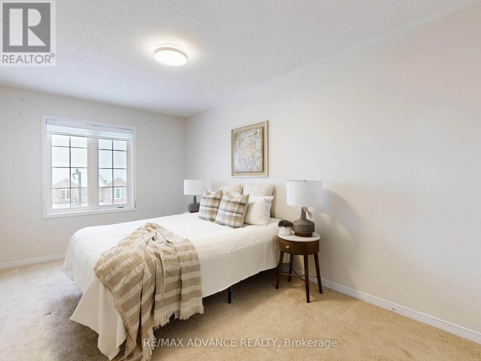 24 Martell Gate, Aurora, Ontario  L4G 0C4 - Photo 24 - N12676054