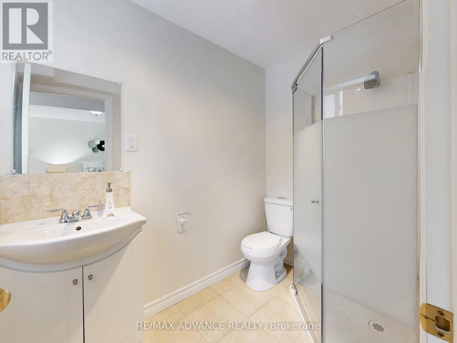 24 Martell Gate, Aurora, Ontario  L4G 0C4 - Photo 30 - N12676054